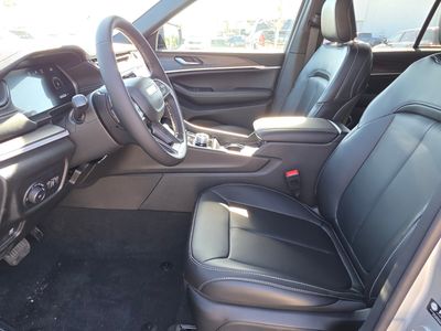 2026 Jeep Grand Cherokee - Photo 12