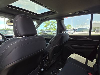 2026 Jeep Grand Cherokee - Photo 9