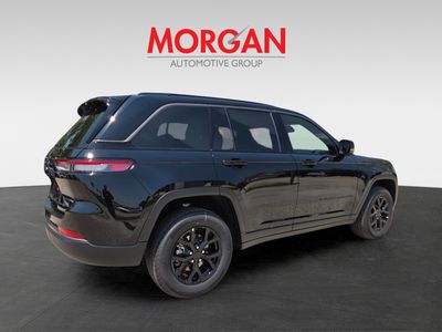 2026 Jeep Grand Cherokee - Photo 4
