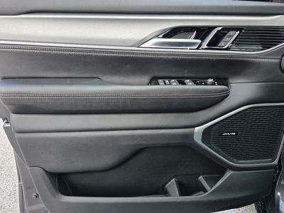 2026 Jeep Grand Wagoneer - Photo 15