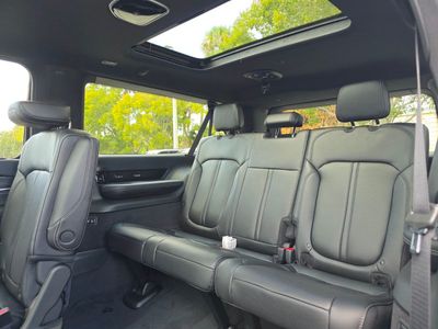 2026 Jeep Grand Wagoneer L - Photo 7