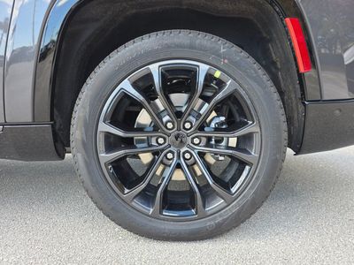 2026 Jeep Grand Wagoneer L - Photo 6