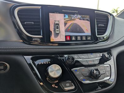2026 Chrysler Pacifica — photo 21 view