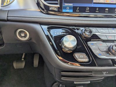 2026 Chrysler Pacifica — photo 16 view