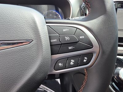 2026 Chrysler Pacifica — photo 20 view