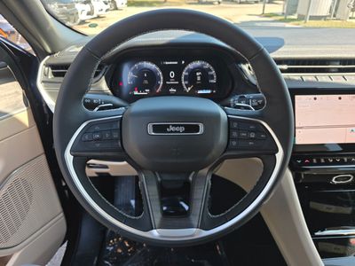 2026 Jeep Grand Cherokee - Photo 16
