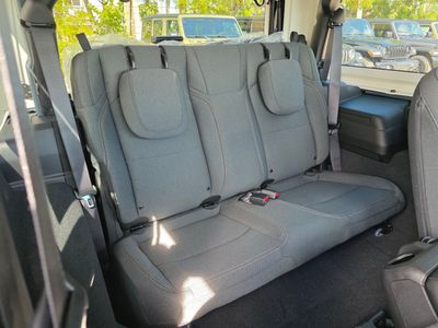 2026 Jeep Wrangler - Photo 9