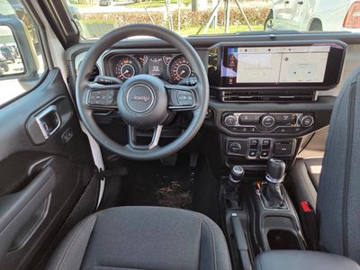2026 Jeep Wrangler - Photo 10