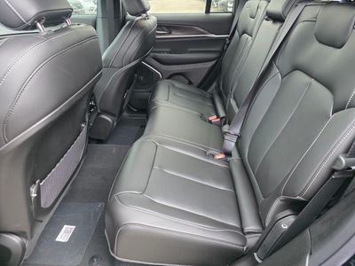 2026 Jeep Grand Cherokee - Photo 8