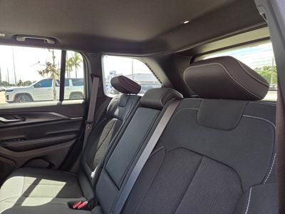 2026 Jeep Grand Cherokee - Photo 7