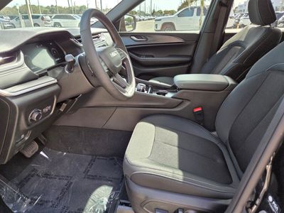 2026 Jeep Grand Cherokee - Photo 13