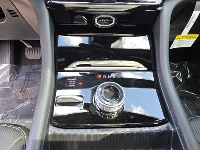 2026 Jeep Grand Cherokee - Photo 16