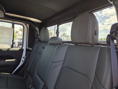 2026 Jeep Gladiator - Photo 7