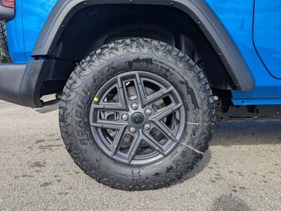 2026 Jeep Wrangler - Photo 6