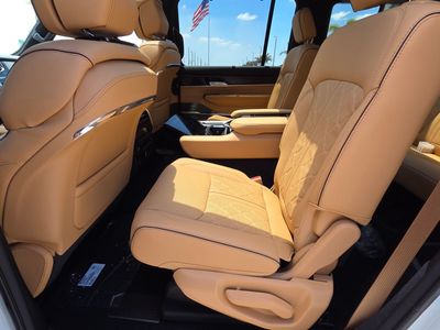 2026 Jeep Grand Wagoneer L - Photo 9