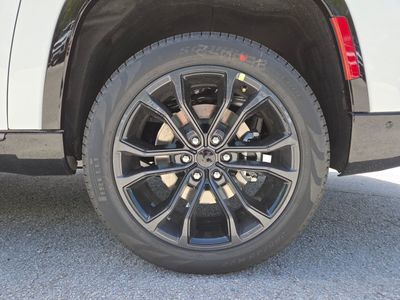 2026 Jeep Grand Wagoneer L - Photo 6
