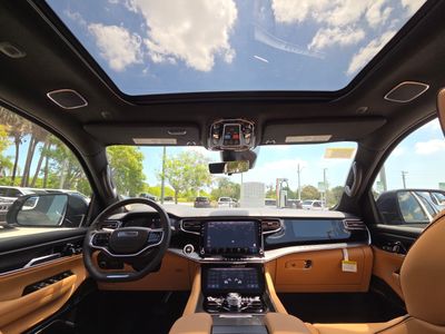 2026 Jeep Grand Wagoneer L - Photo 11