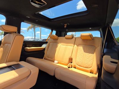 2026 Jeep Grand Wagoneer L - Photo 7