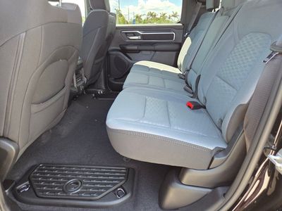 2026 Ram 1500 — photo 8 view