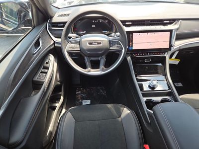 2026 Jeep Grand Cherokee - Photo 10