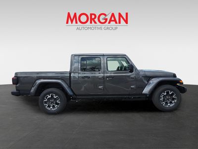 2026 Jeep Gladiator - Photo 3