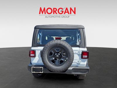 2026 Jeep Wrangler - Photo 4