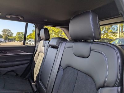 2026 Jeep Grand Cherokee - Photo 7