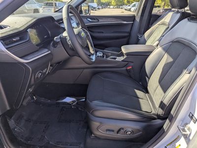 2026 Jeep Grand Cherokee - Photo 12