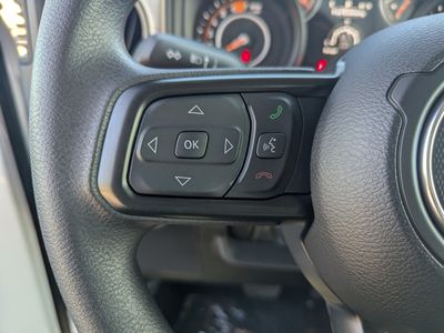 2026 Jeep Wrangler - Photo 17