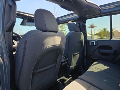 2026 Jeep Wrangler — photo 9 view