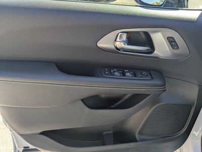 2026 Chrysler Pacifica - Photo 15