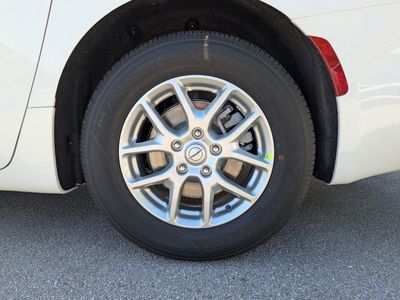 2026 Chrysler Pacifica - Photo 6