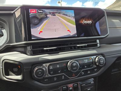 2026 Jeep Wrangler - Photo 20