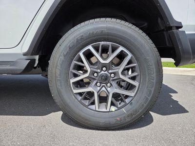 2026 Jeep Wrangler - Photo 6