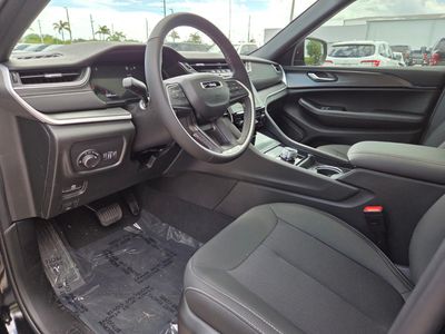 2026 Jeep Grand Cherokee - Photo 14