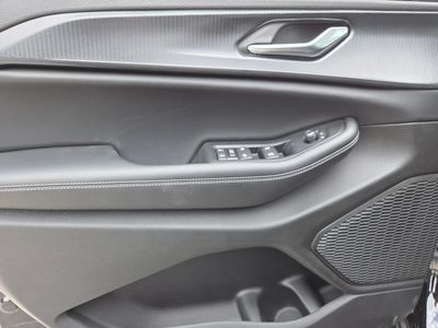 2026 Jeep Grand Cherokee - Photo 15