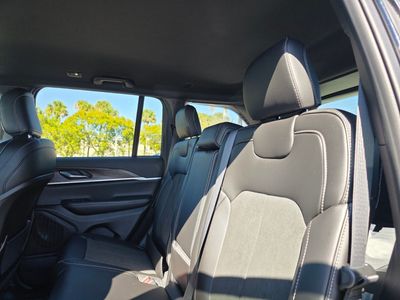 2026 Jeep Grand Cherokee — photo 7 view