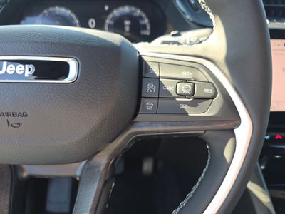 2026 Jeep Grand Cherokee — photo 18 view