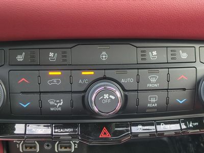 2023 Dodge Durango - Photo 25