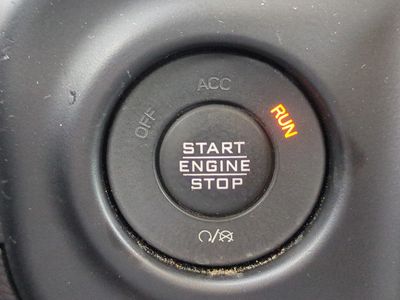 2022 Jeep Wrangler - Photo 30