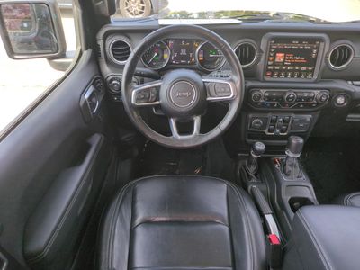 2022 Jeep Wrangler - Photo 16