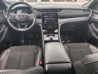 2023 Jeep Grand Cherokee - Photo 16