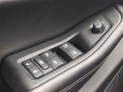 2023 Jeep Grand Cherokee - Photo 25