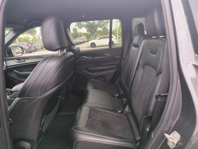 2023 Jeep Grand Cherokee - Photo 15