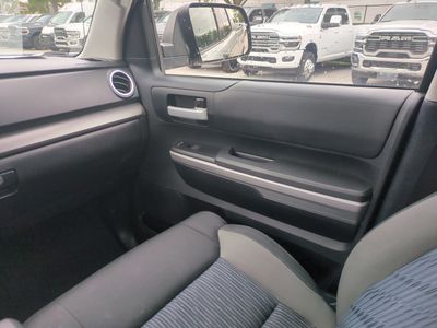 2015 Toyota Tundra - Photo 16