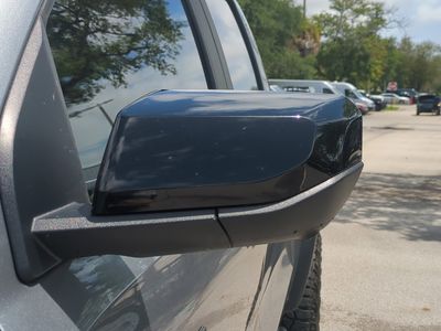2023 Chevrolet Colorado - Photo 12