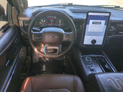 2022 Ford Expedition - Photo 17