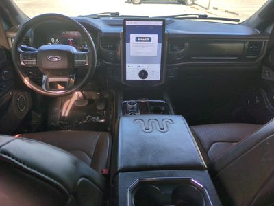 2022 Ford Expedition - Photo 16