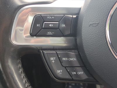 2019 Ford Mustang - Photo 23