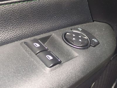 2019 Ford Mustang - Photo 22